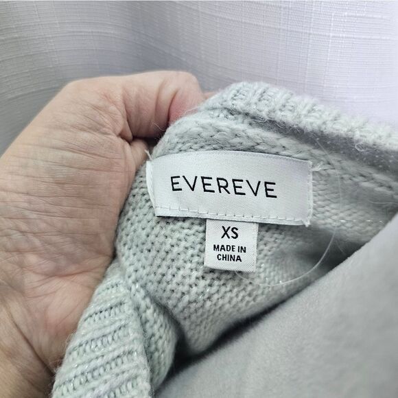Evereve Gray Crewneck Sweater Size XS - Picture 4 of 7